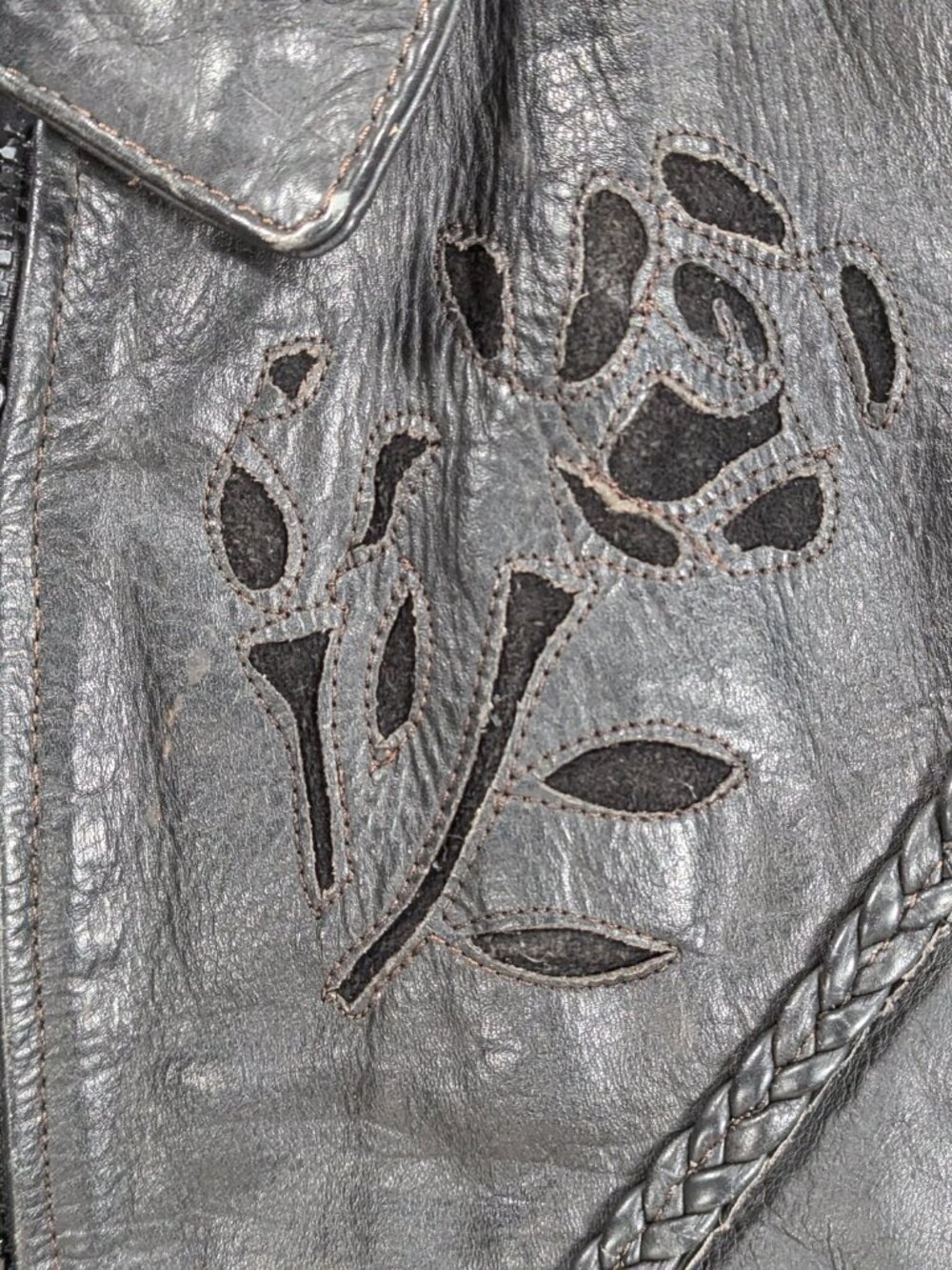 Vintage 1980s-90s Women's Black Leather Motorcycle Jacket Fringe Suede Roses M - Picture 3 of 16